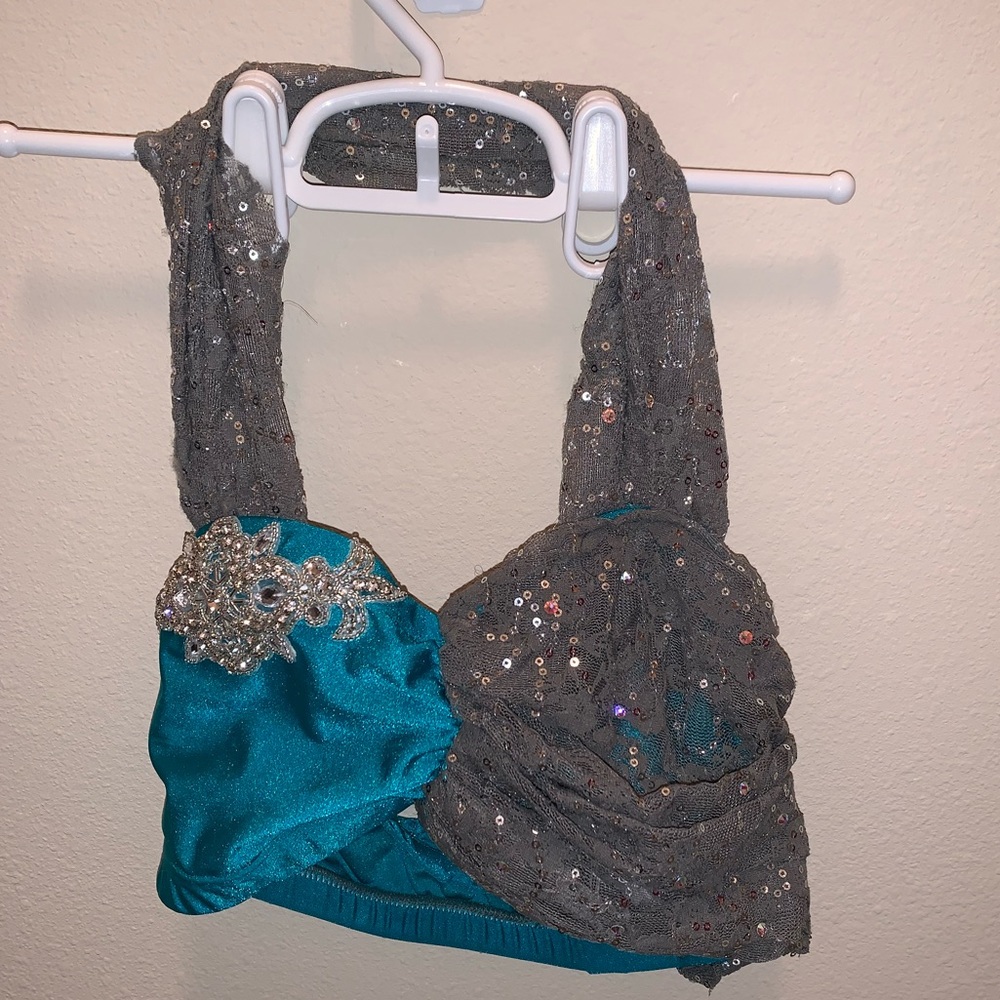Two piece perfect for lyrical or contemporary!